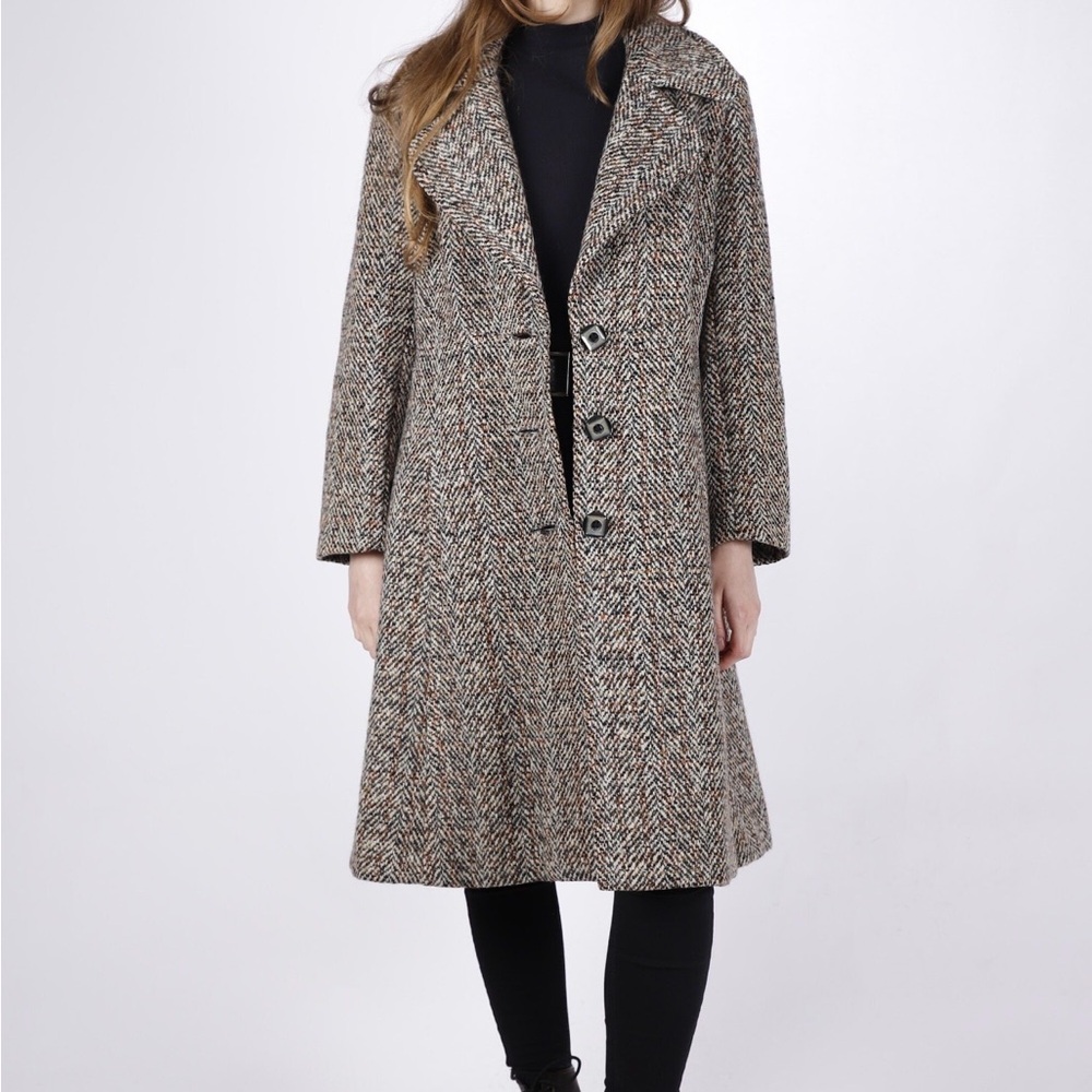 Women's Herringbone Coat - image 5